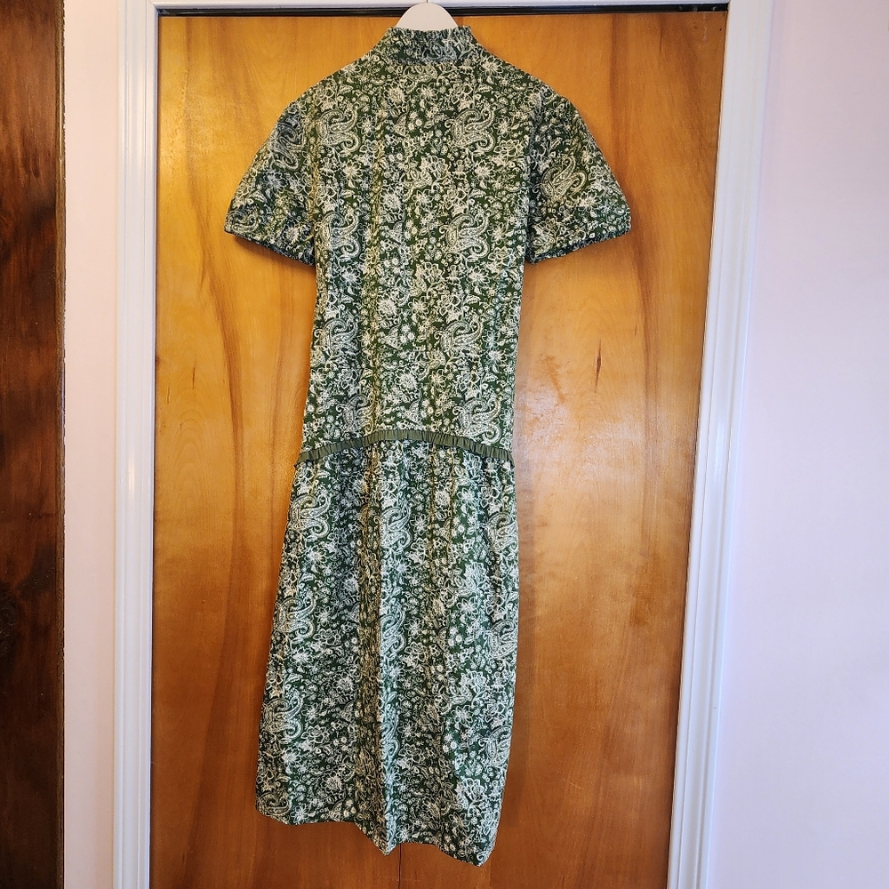 🆕️NWT Taylor Tillman Women's Julie Midi Dress in Olive Paisley, Size S/M, $225 - Picture 5 of 12